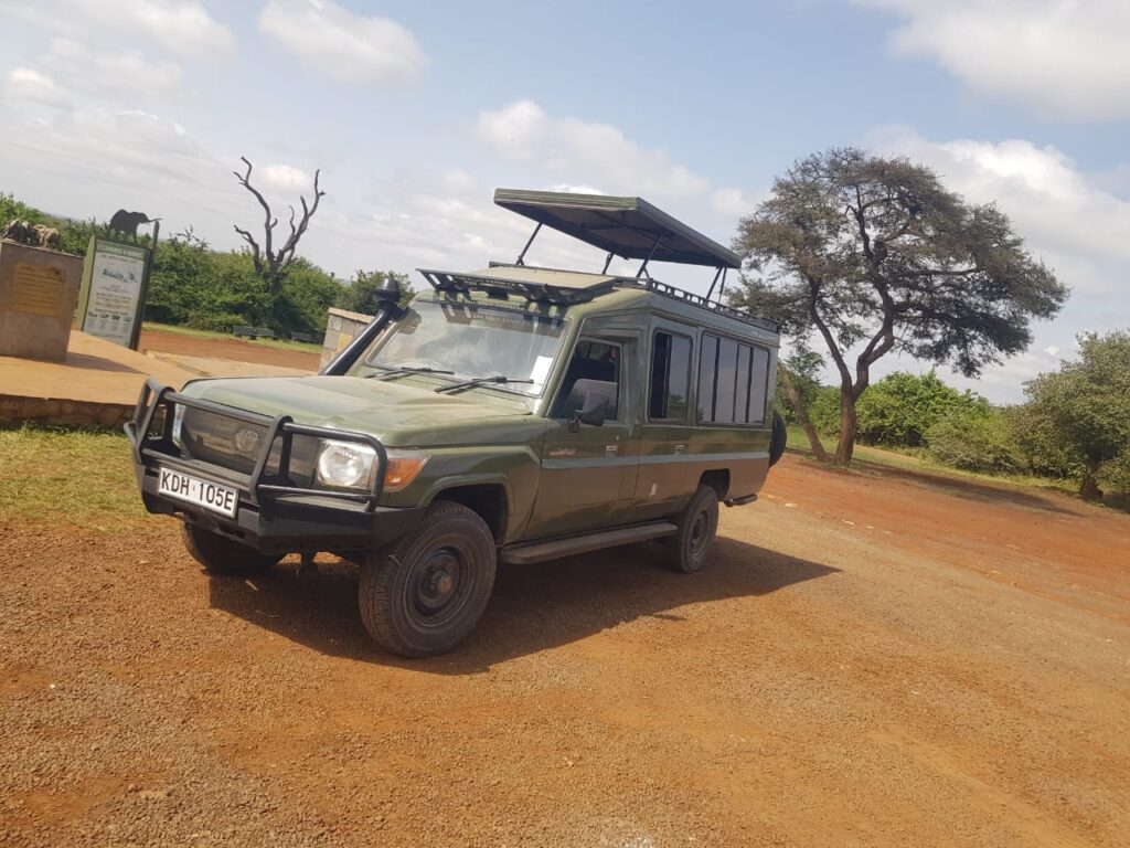 Image Showing a 4x4 Land Cruiser Jeep for Nairobi National Park rental tours with driver-guided/chauffeured safaris